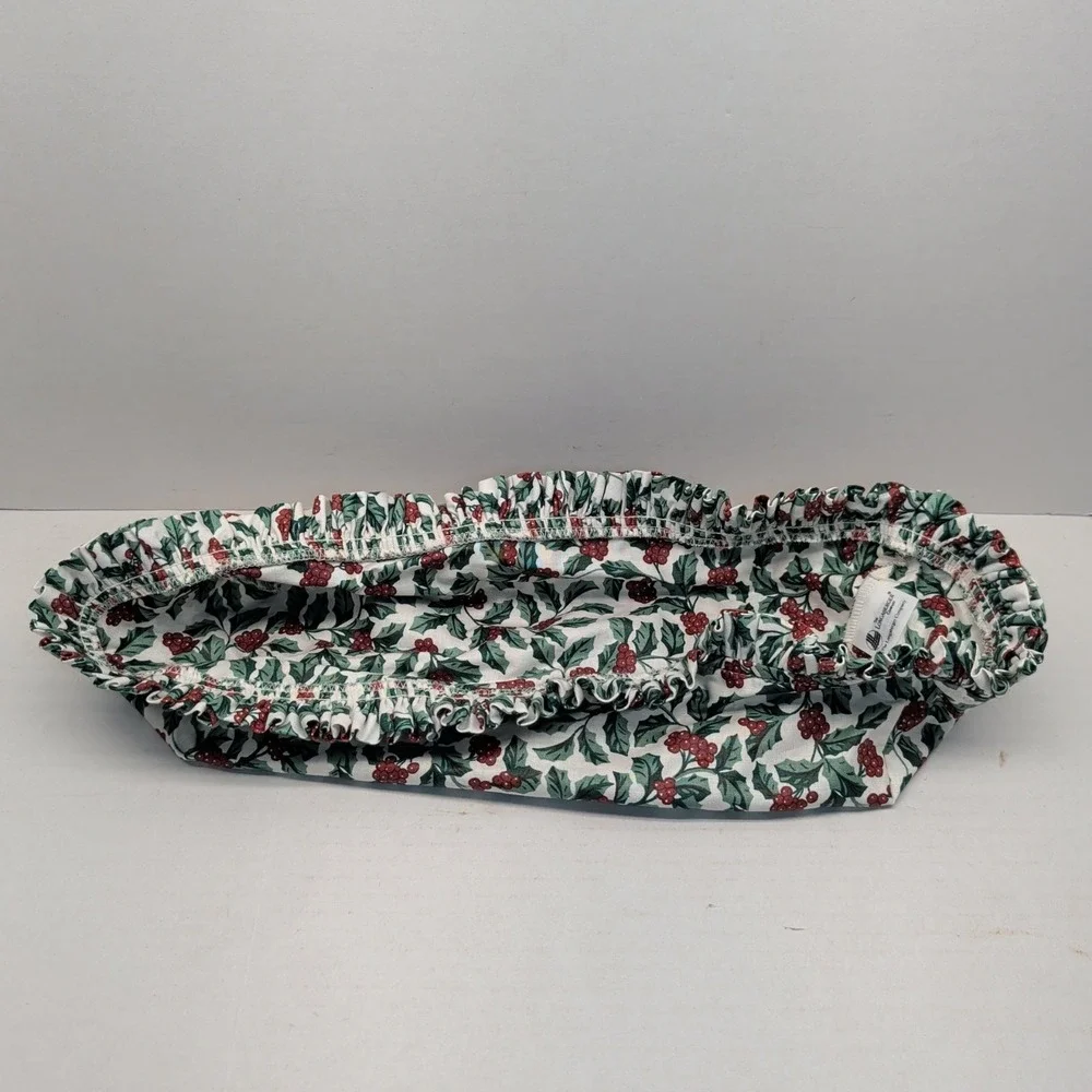 Lot of 6 Vintage Longaberger Traditional Holly Fabric Liner (4) & Garter (2)